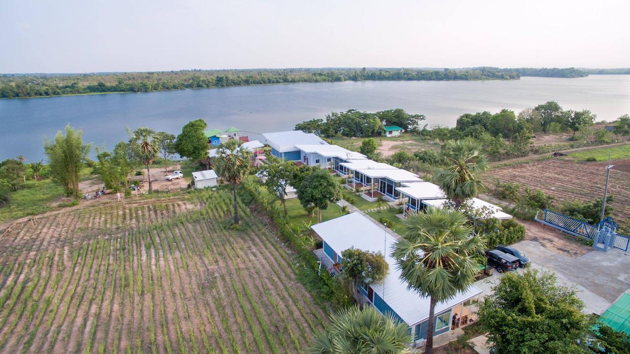 Bluemoon Riverside Phibun Mangsahan Экстерьер фото